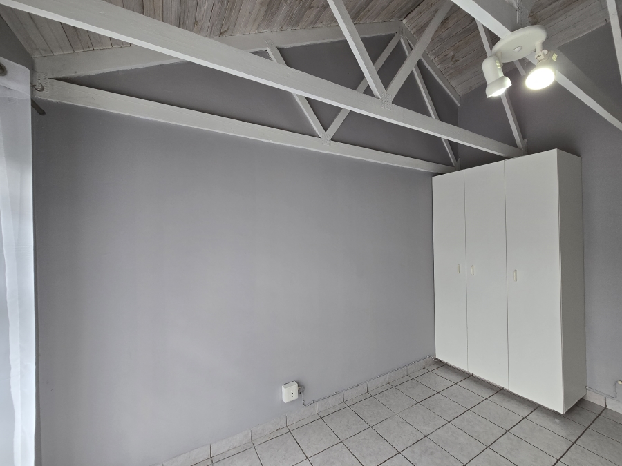 2 Bedroom Property for Sale in West Bank Eastern Cape